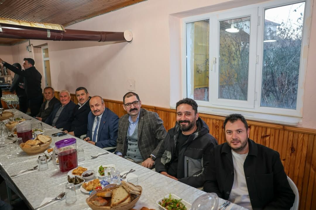 Taşköprü'nün Köyünde Vatandaşlarla Iftar Sofrasında Buluştular 16