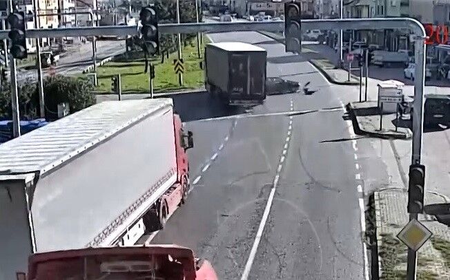 Trafik Kazaları Kgys Kameralarına Yansıdı1