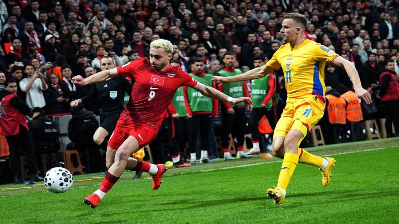 Türkiye Milli Maç Romanya (3)