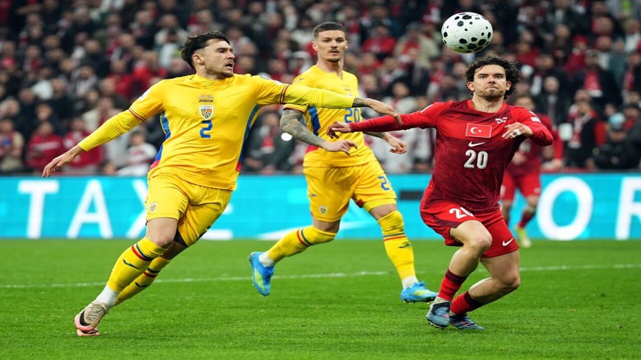 Türkiye Milli Maç Romanya (5)