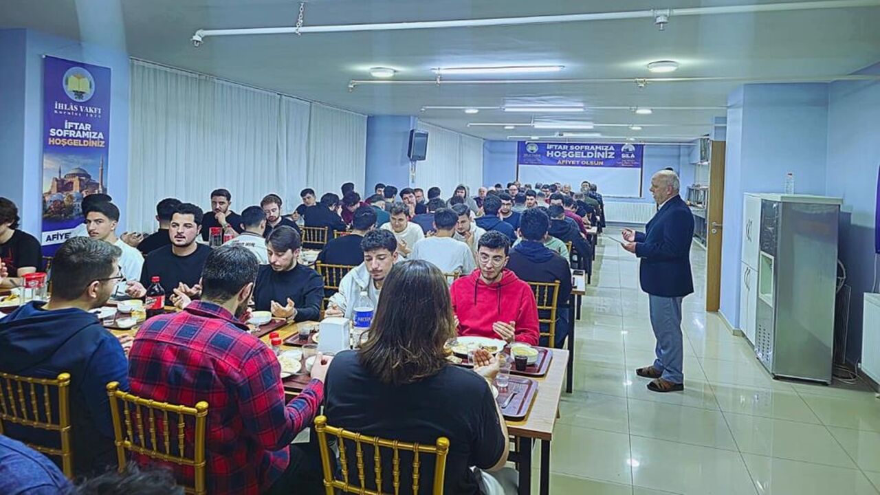 Üniversite Iftar Kast (1)