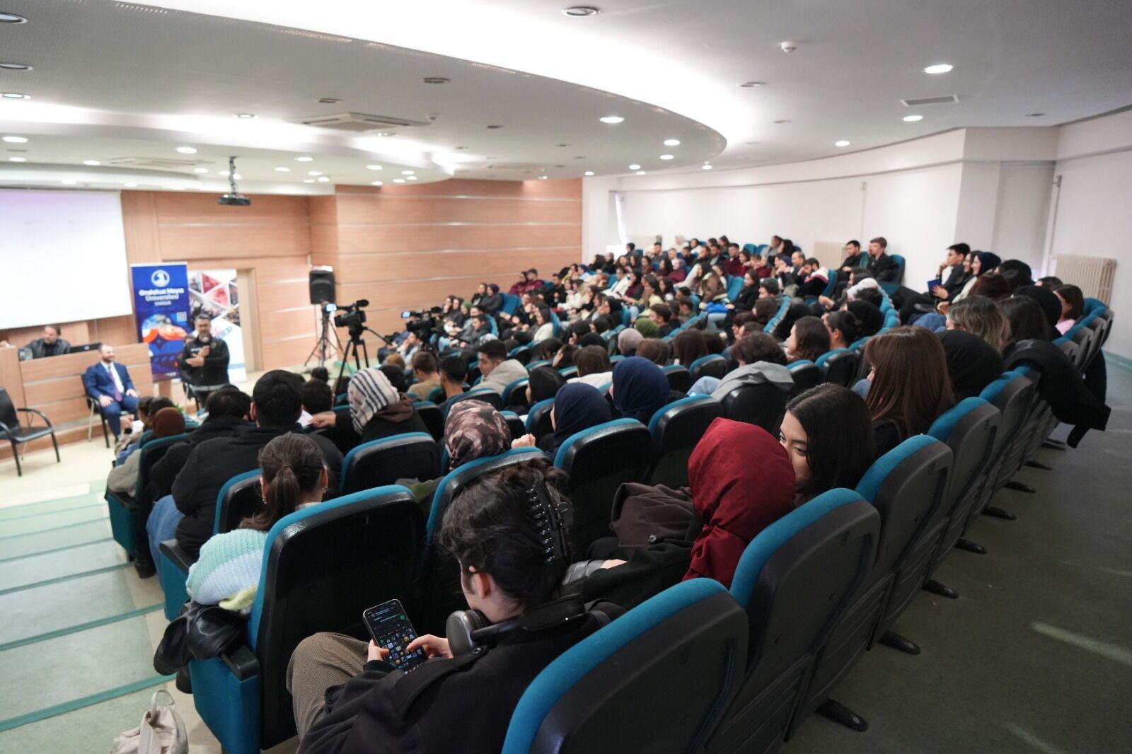 Uzmanlar Uyardı Bağımlılık Bir Kereden Bir Şey Olmaz Diye Başlıyor! 8