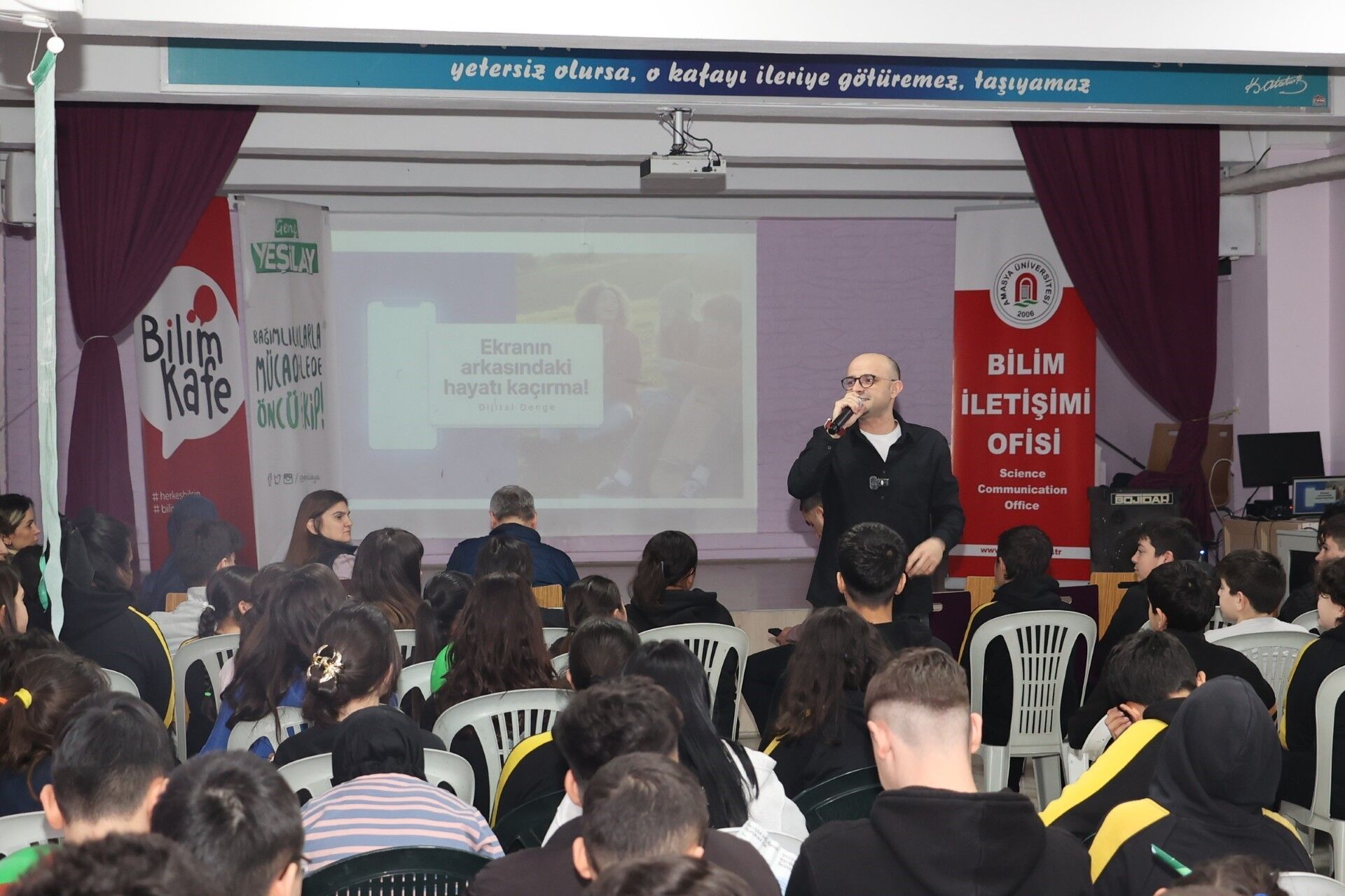 Uzmanlar Uyardı Dijital Dengeye Dikkat Edin! 88888888888888888888888888