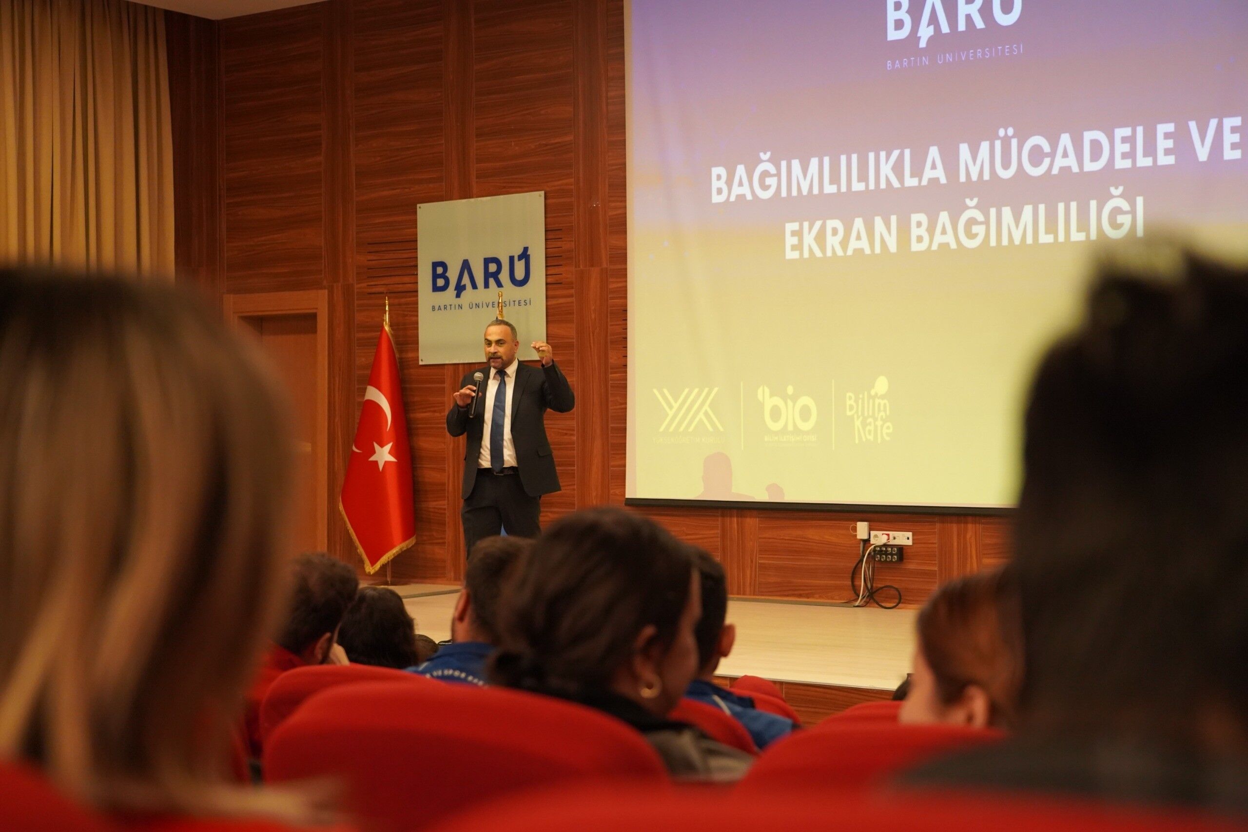 Uzmanlardan Uyarı Ekran Bağımlığında Yapay Zekaya Dikkat! 24