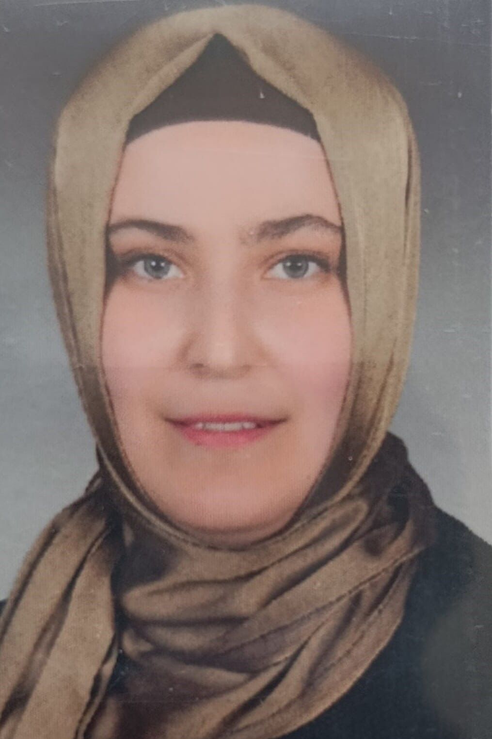 Yeni Doğan Bebeğinin Yanında Kalp Krizi Geçiren Anne Hayatını Kaybetti