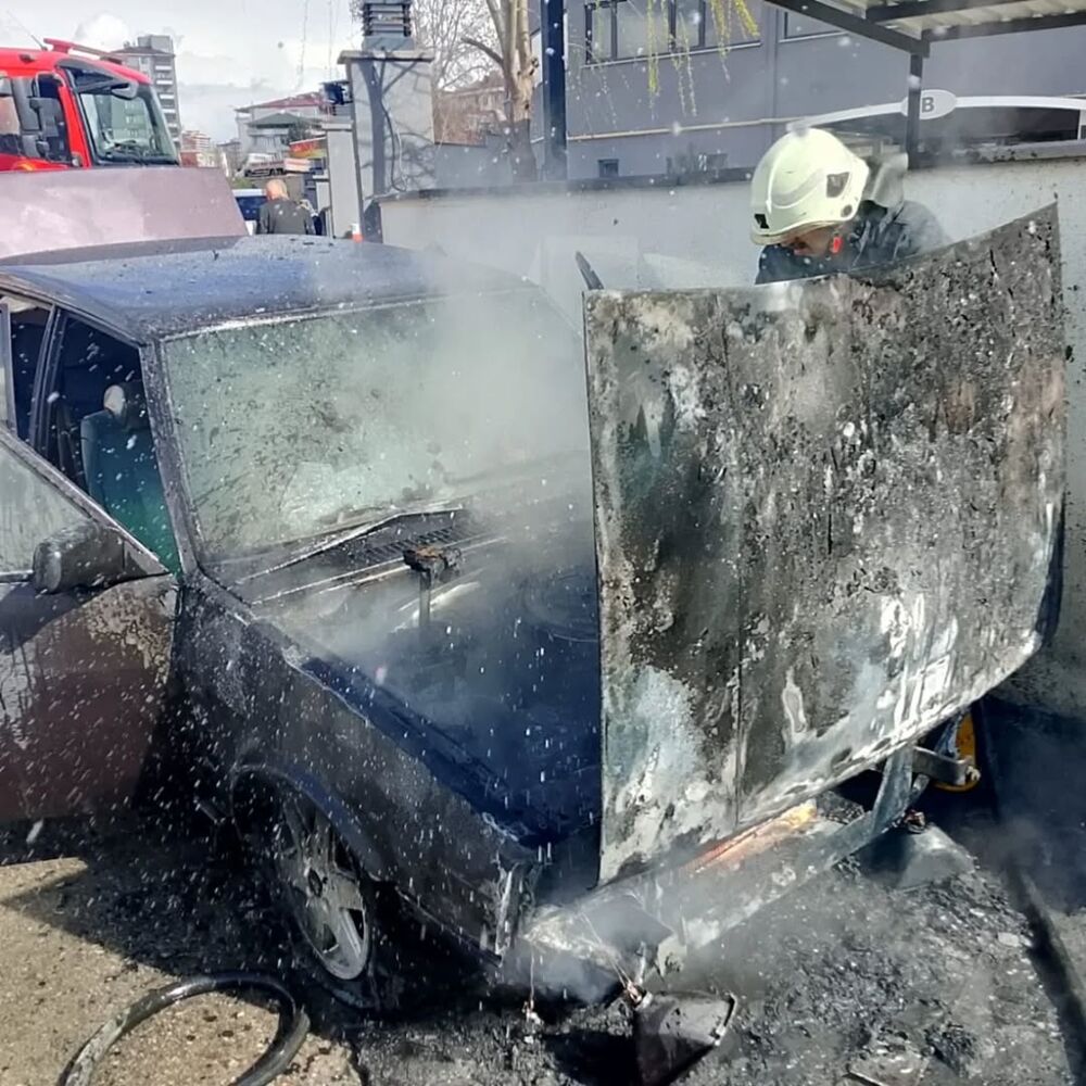 Yürüyen Tabut Bu Sefer Yandı (4)