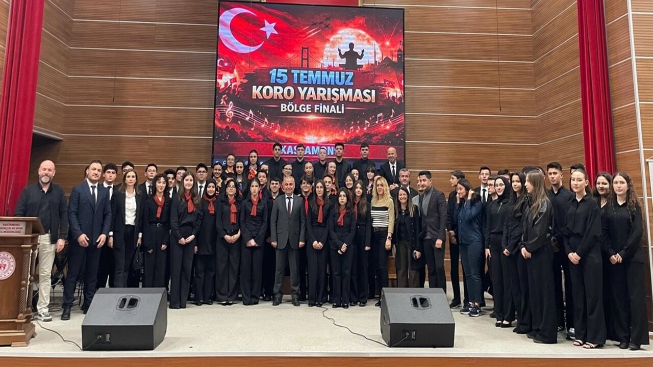 15 Temmuz Koro Yarışması (1)