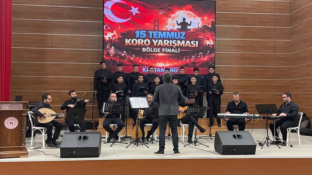 15 Temmuz Koro Yarışması (4)