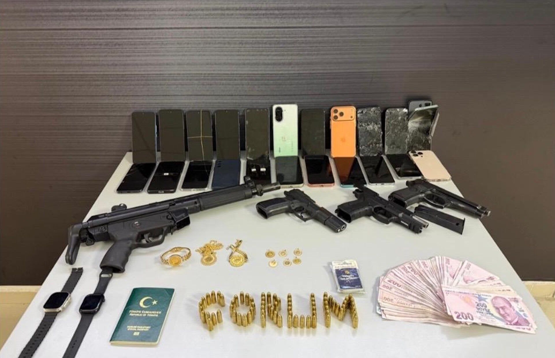 5 Ilde Ev Satma Vaadiyle Milyonlarca Liralık Vurgun Yaptılar 21 Kişi Tutuklandı 12