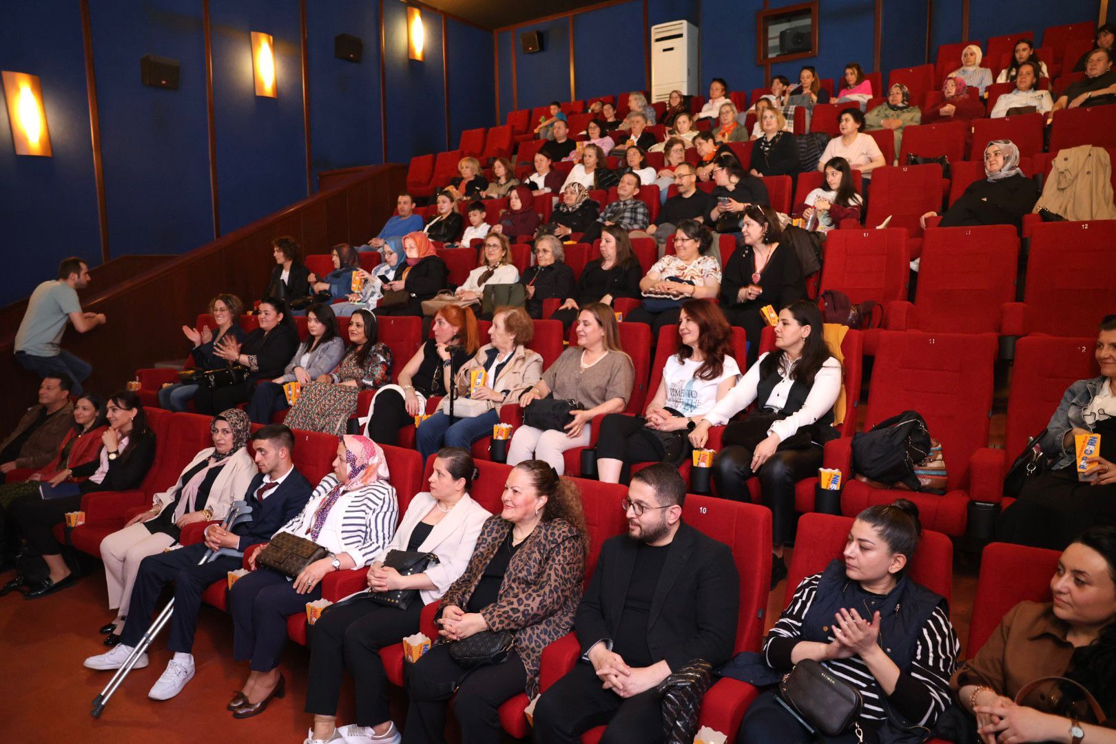 '7 Kemerli Bir Zaman Geçidi Taşköprü' Filmi Kadınlara Özel Gösterimle Sunuldu 12