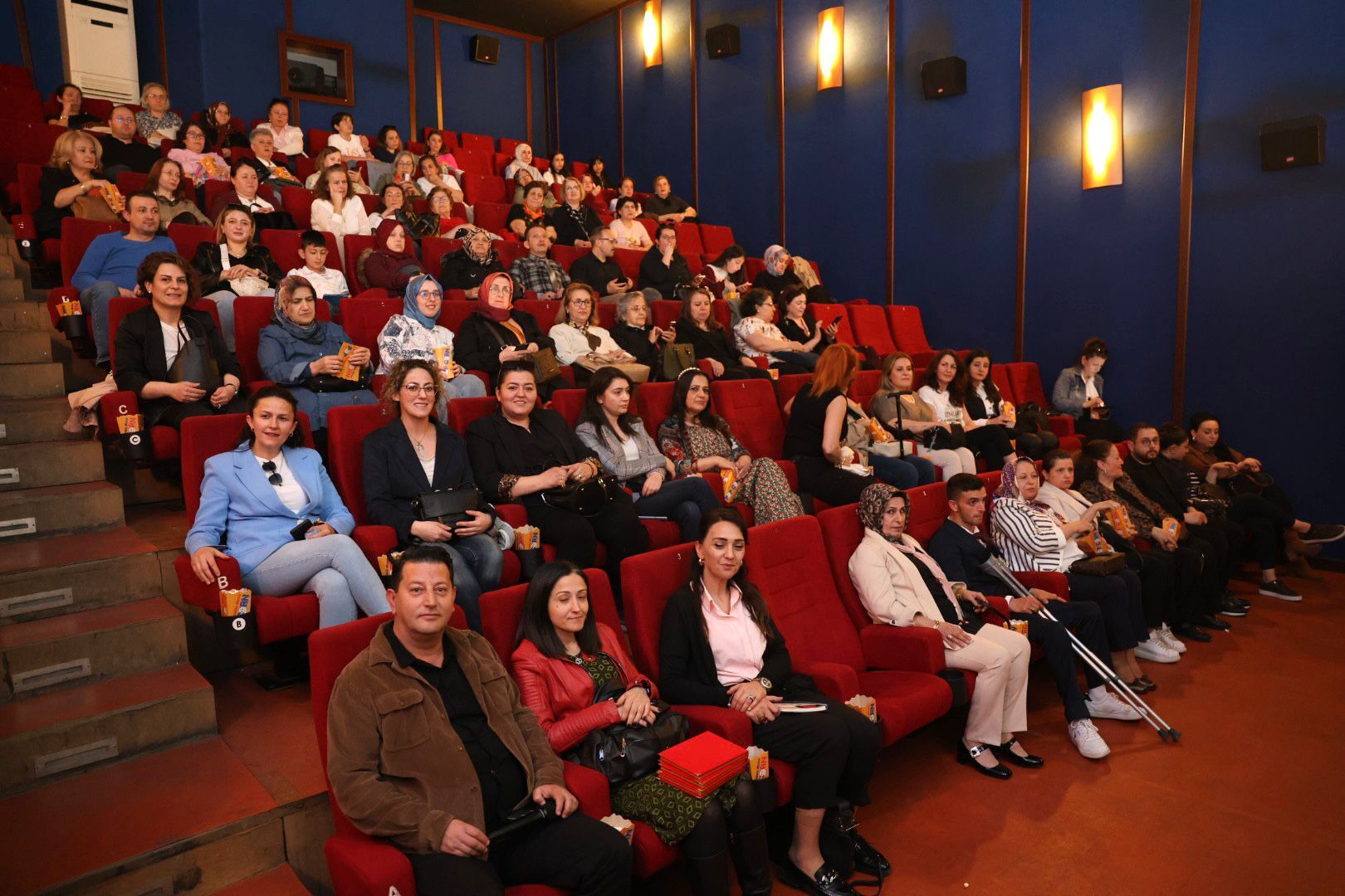 '7 Kemerli Bir Zaman Geçidi Taşköprü' Filmi Kadınlara Özel Gösterimle Sunuldu 22