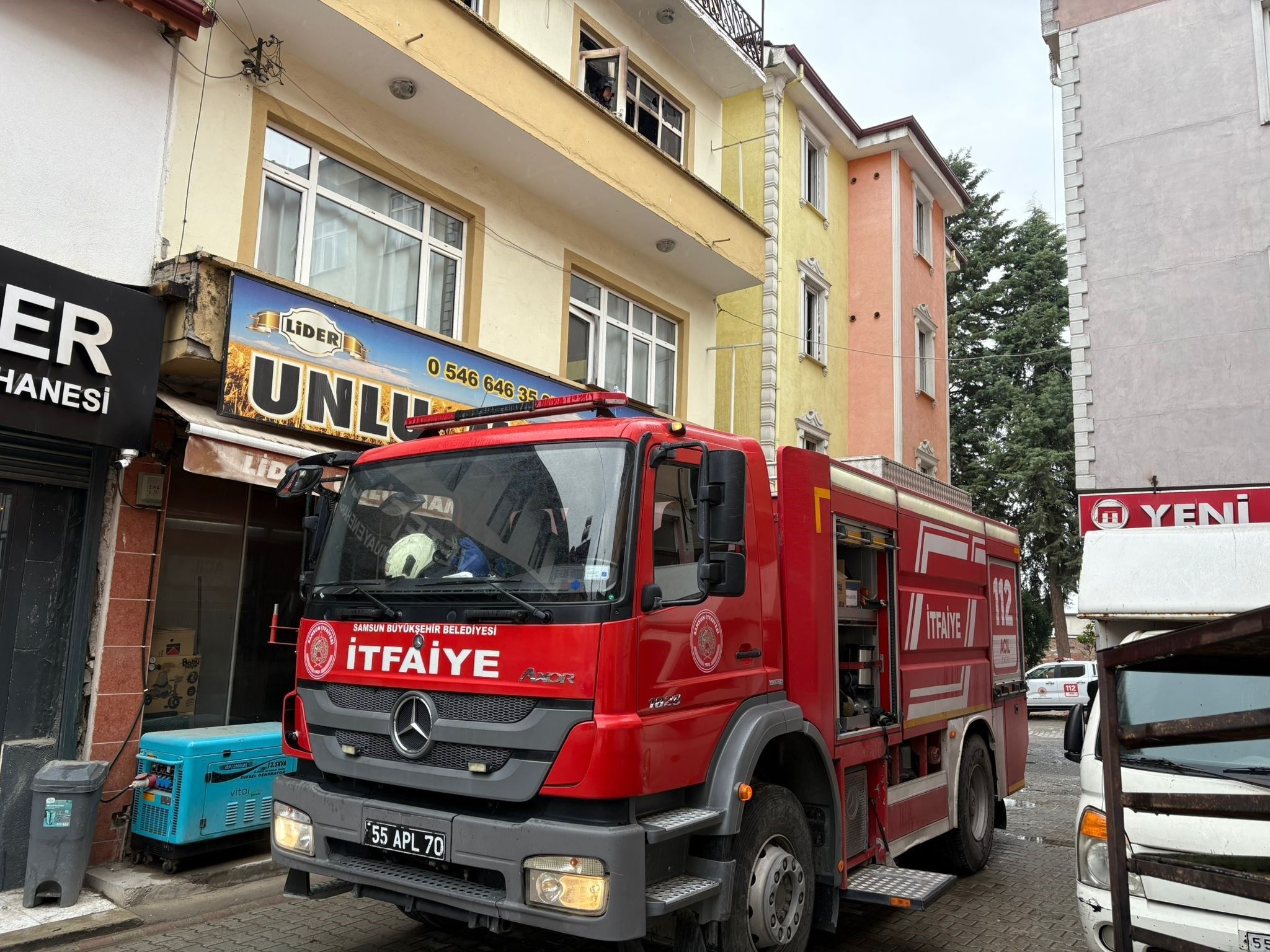 Apartman Dairesinde Çıkan Yangın Korkuttu 22