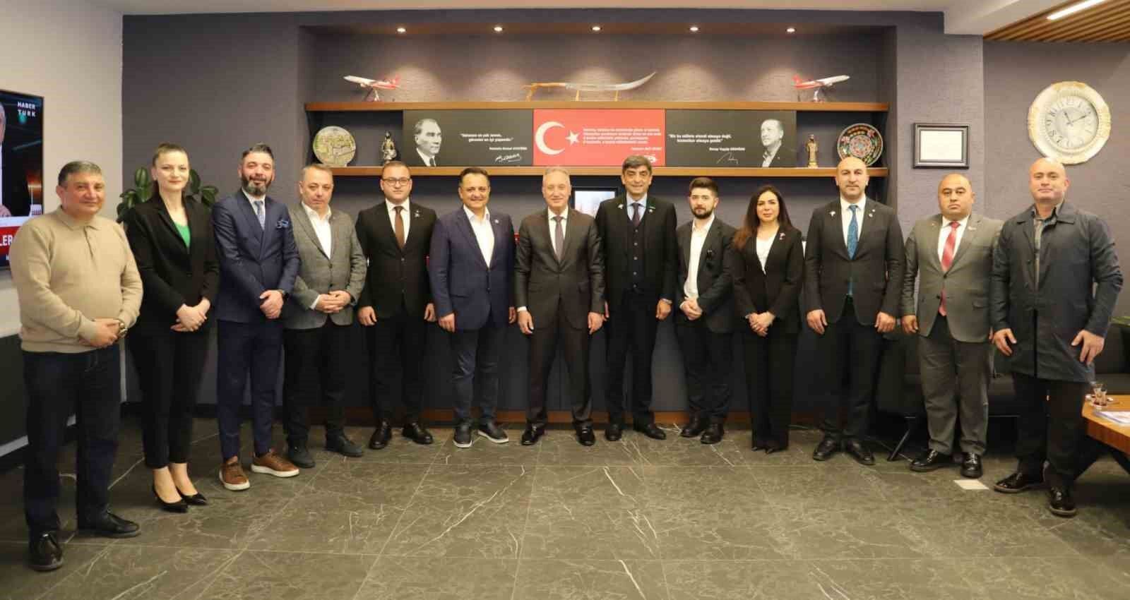 Azerbaycan Heyeti Trabzon’da Sağlık Turizmini Masaya Yatırdı1