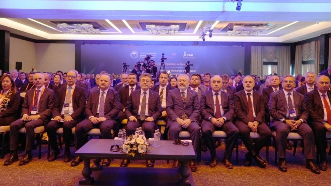 Bakan Yumaklı’dan Kastamonu’da Kritik Mesaj Türkiye Gıda Arzında Sıkıntı Yaşamayacak (5)