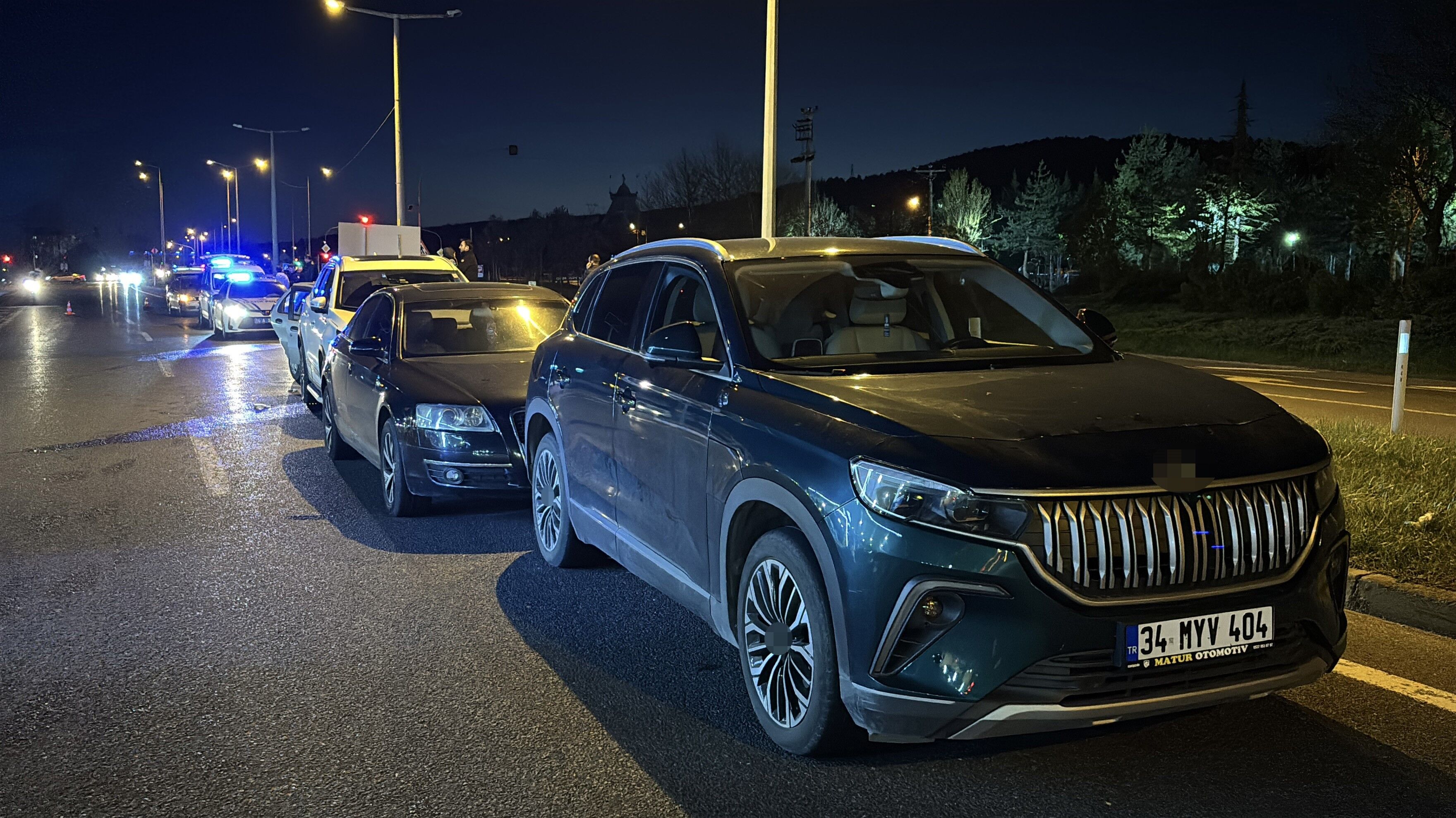 Bir Fren Her Şeyi Değiştirdi 4 Araç Birbirine Girdi1