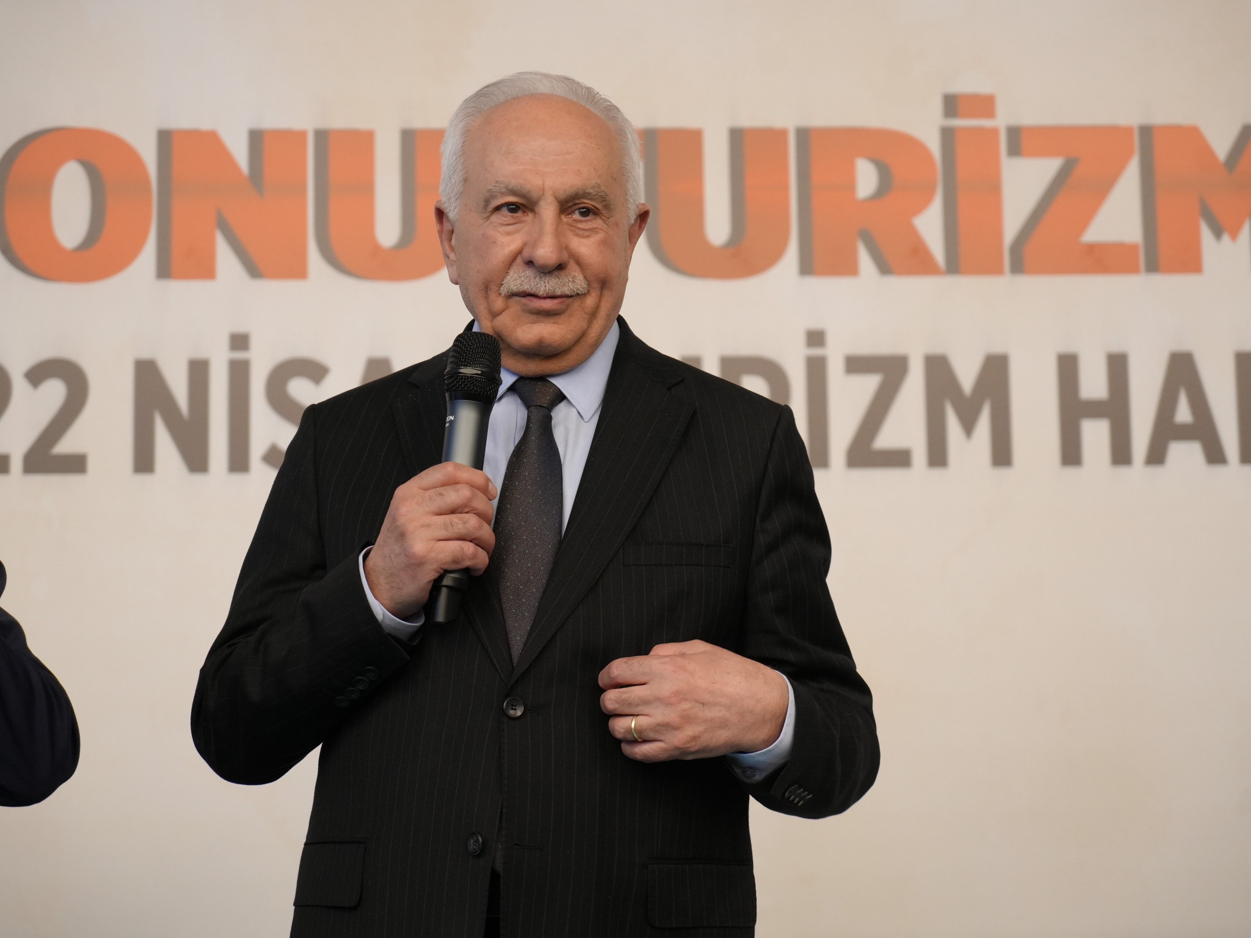 Birol Güven Kastamonu'da Konuştu 'Sinemanın Turizmle Yakından Ilişkisi Var' 24