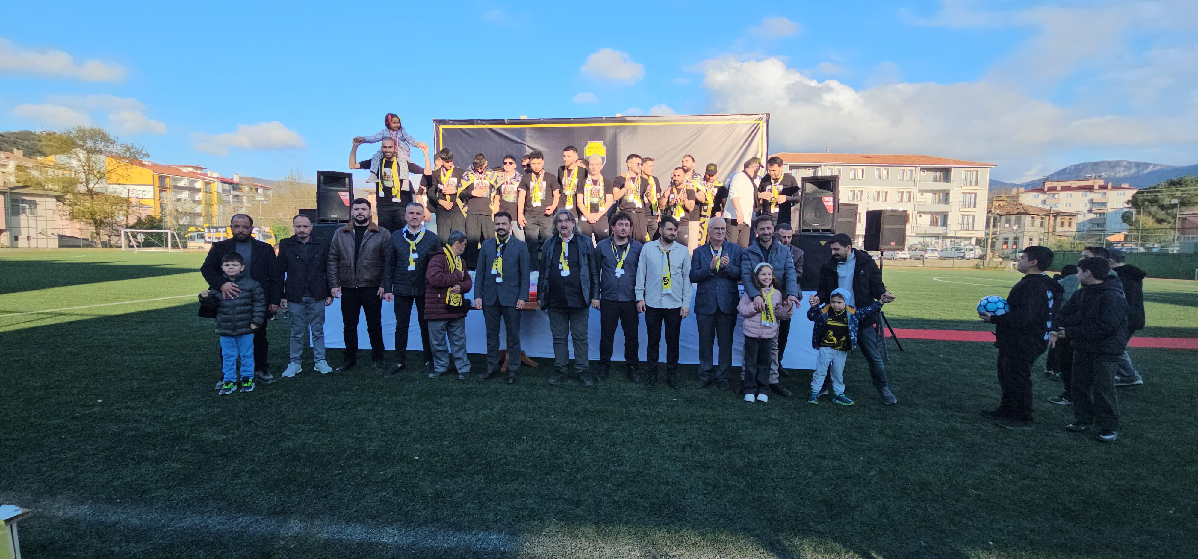 Cide Spor Tarih Yazdı Şampiyonluk Büyük Coşkuyla Kutlandı