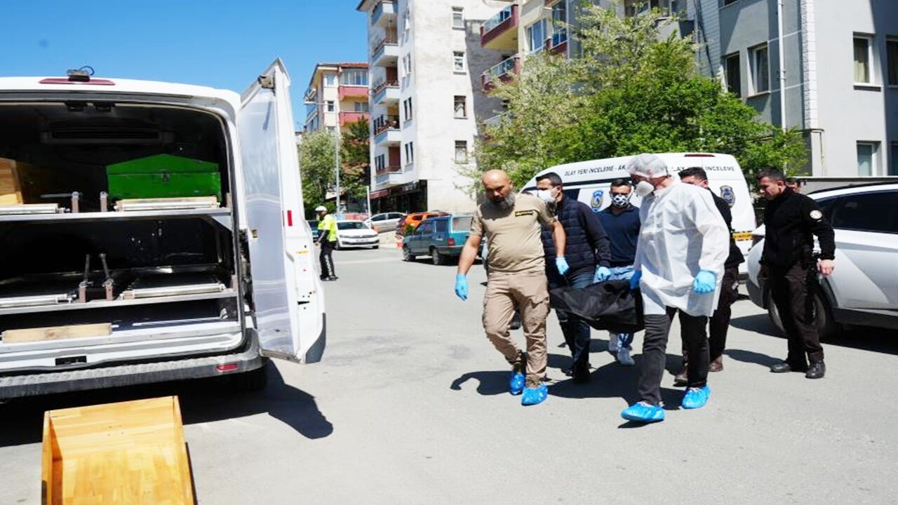 Elif Civil'in Cesedi (4)