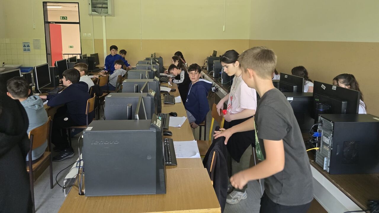 Erasmus Slovanya (1)