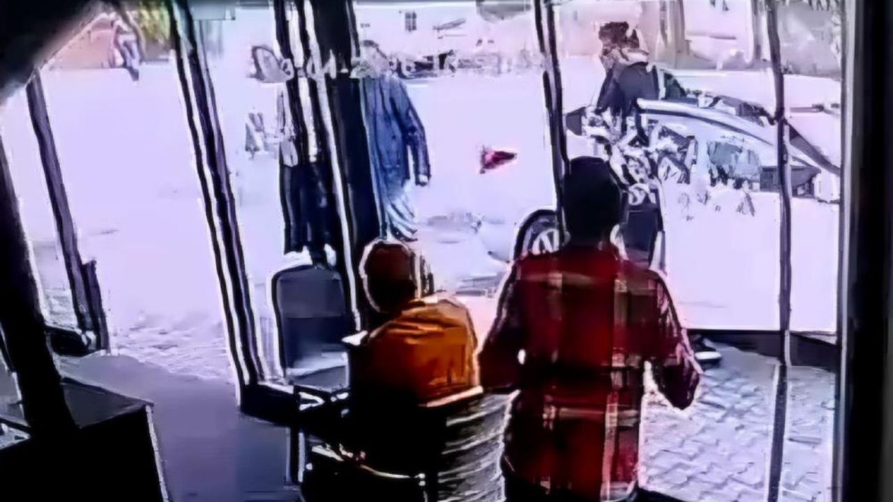 Facia Kıl Payı Önlendi Geri Kayan Araca Böyle Müdahale Etti (1)