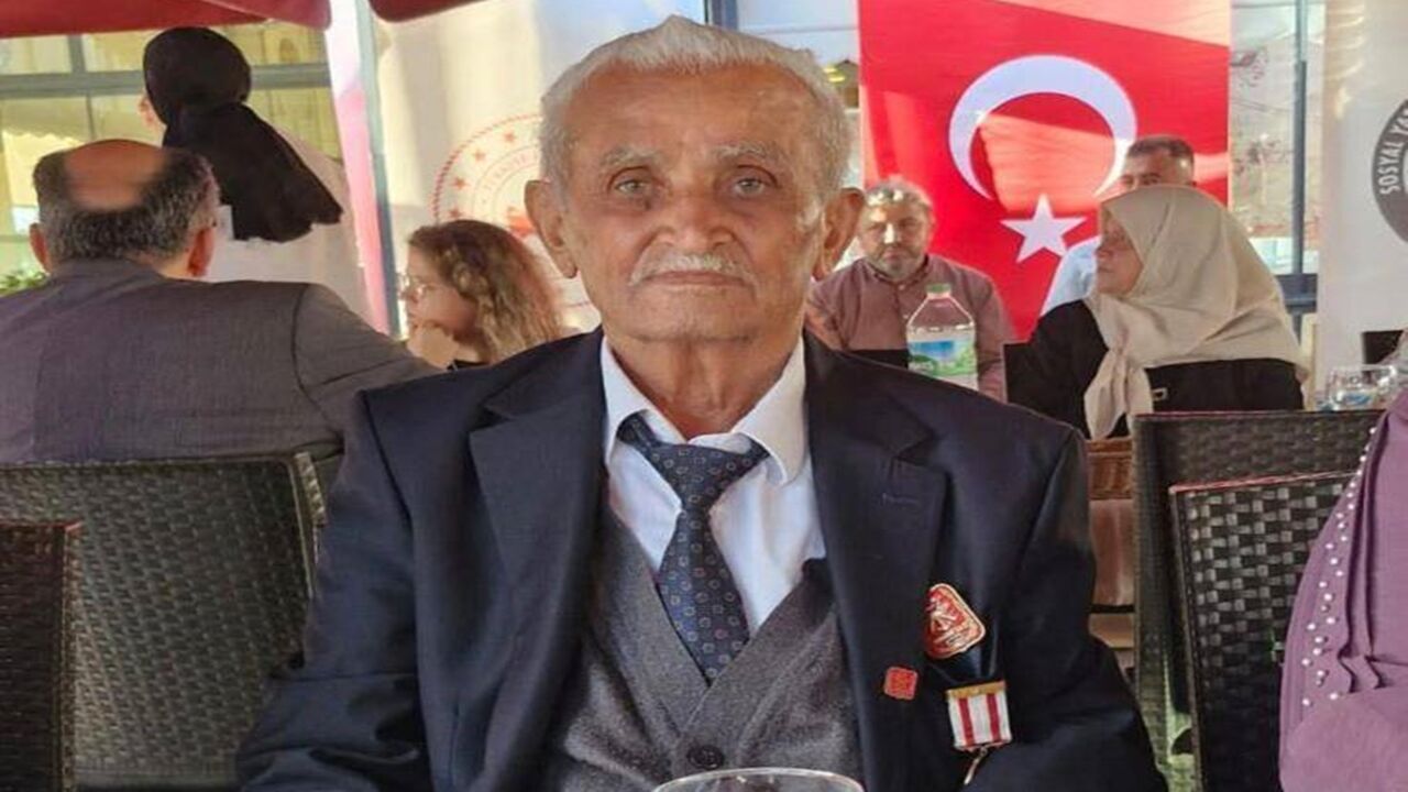 Gazi Şükrü Kızıl (1)