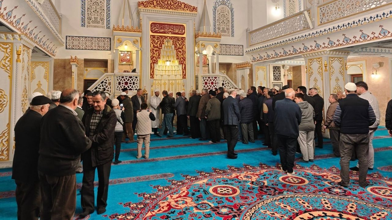 Hanönü’de Hacı Adayları Dualarla Kutsal Topraklara Uğurlandı (3)