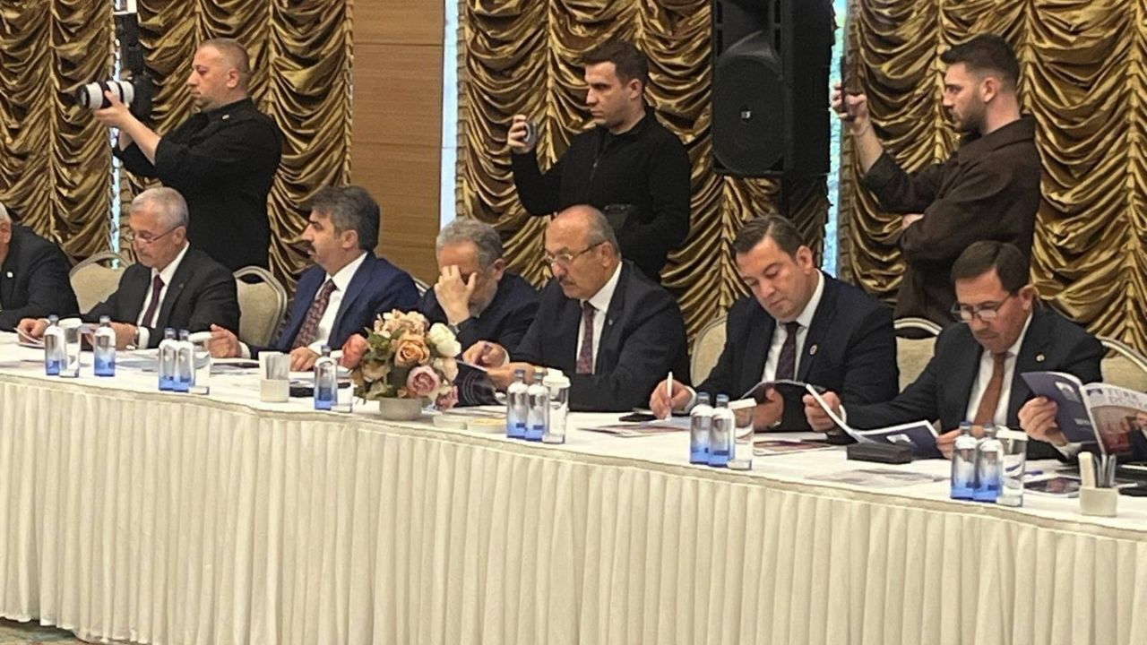 Hüseyin Arslan Toplantı (2)