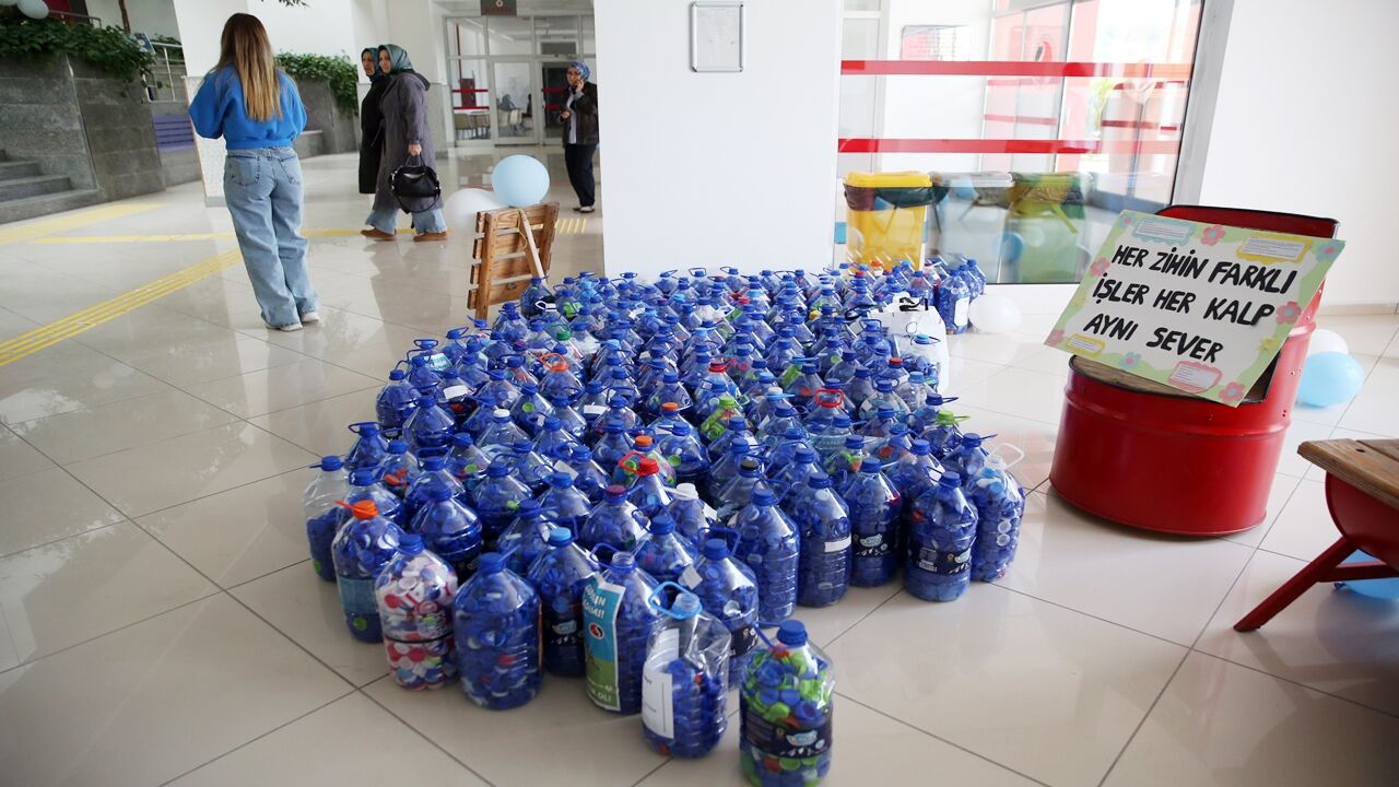 Kastamonu Üniversitesi Mavi Kapak (2)