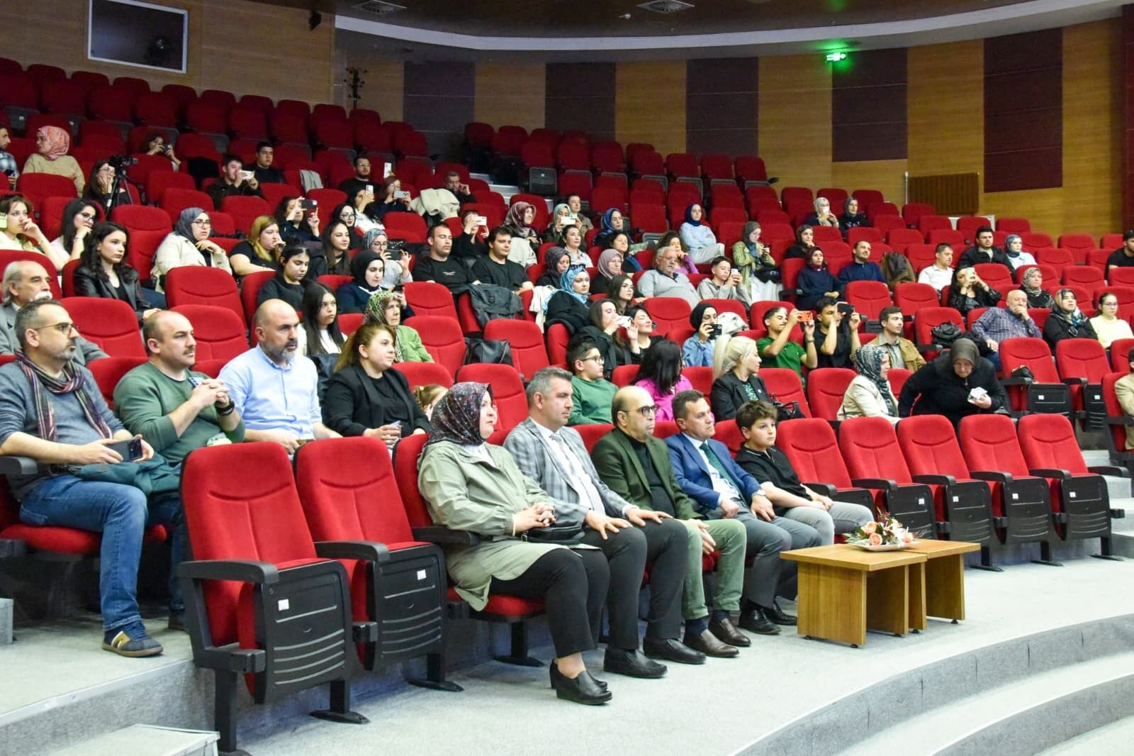 Kastamonu Üniversitesi Öğrencilerinin Hazırladığı Konser Beğeni Topladı 12