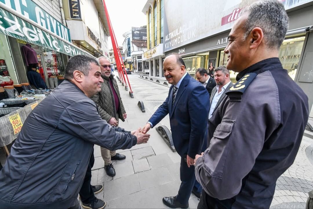 Kastamonu Valisi Dallı Esnaf Ve Vatandaşlarla Buluştu 12