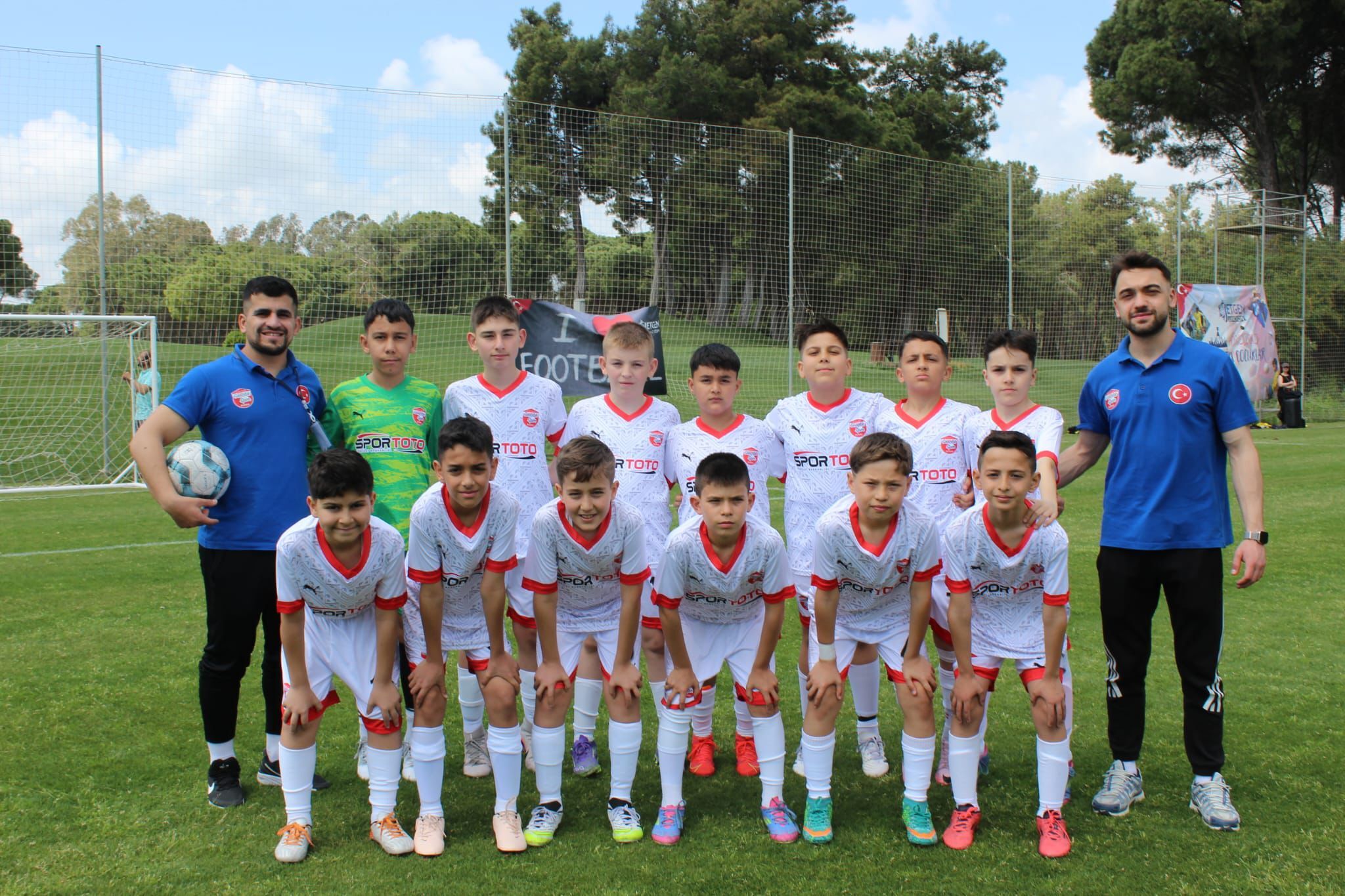 Kastamonu Yurdum Gsk Namağlup Şampiyon Oldu 4