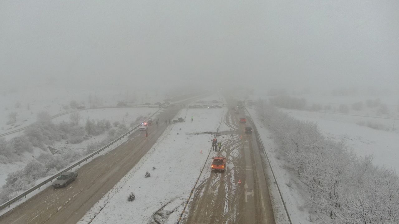 Kastamonu’da 10 Araç Birbirine Girdi Başkan Ergin’in Makam Aracı Da Kazaya Karıştı (4)