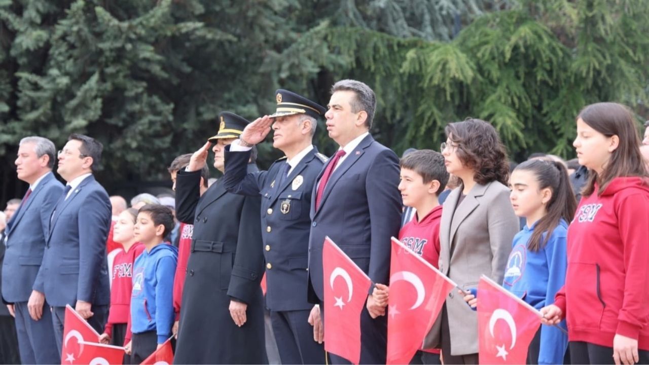 Kastamonu’da 23 Nisan Kutlamaları Törenle Başladı (1)