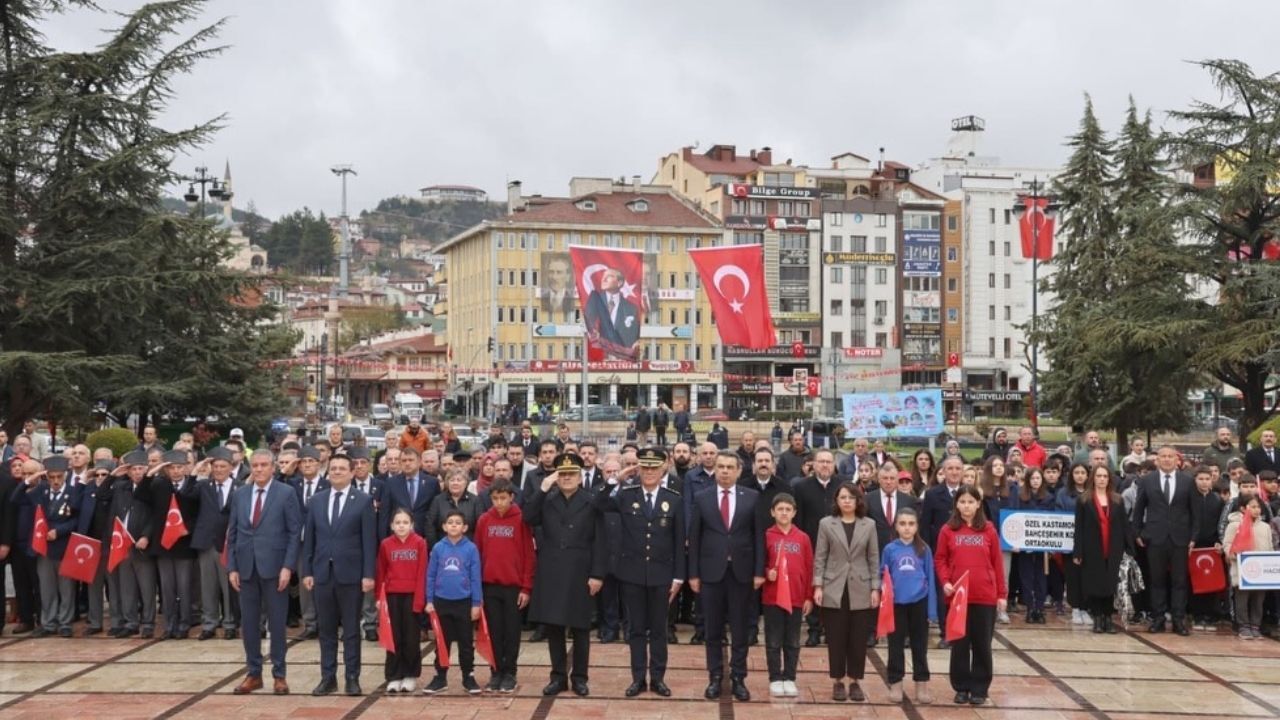 Kastamonu’da 23 Nisan Kutlamaları Törenle Başladı (2)