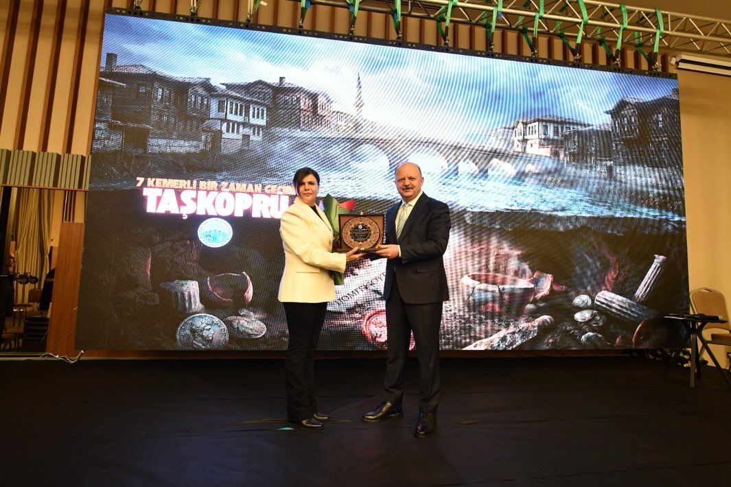 Kastamonu'da '7 Kemerli Bir Zaman Geçidi Taşköprü' Filmi Beğeni Topladı! 2