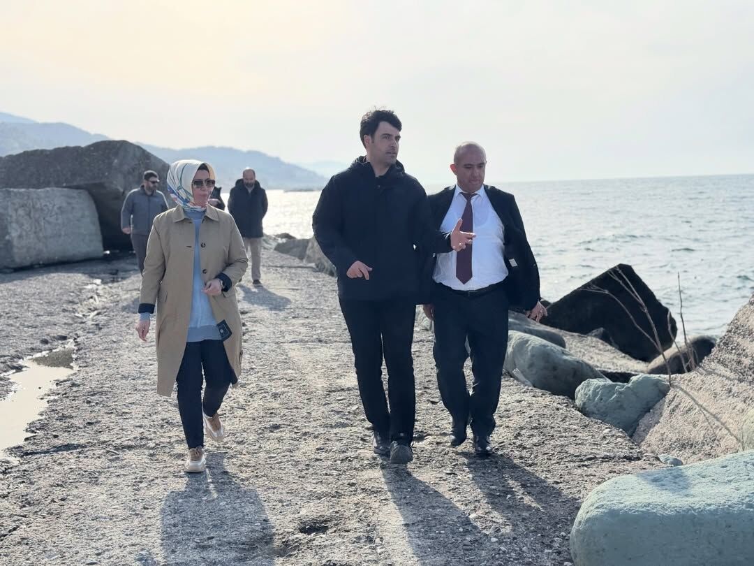 Kastamonu'da Balıkçı Barınağı Şantiyesini Yerince Incelediler 28