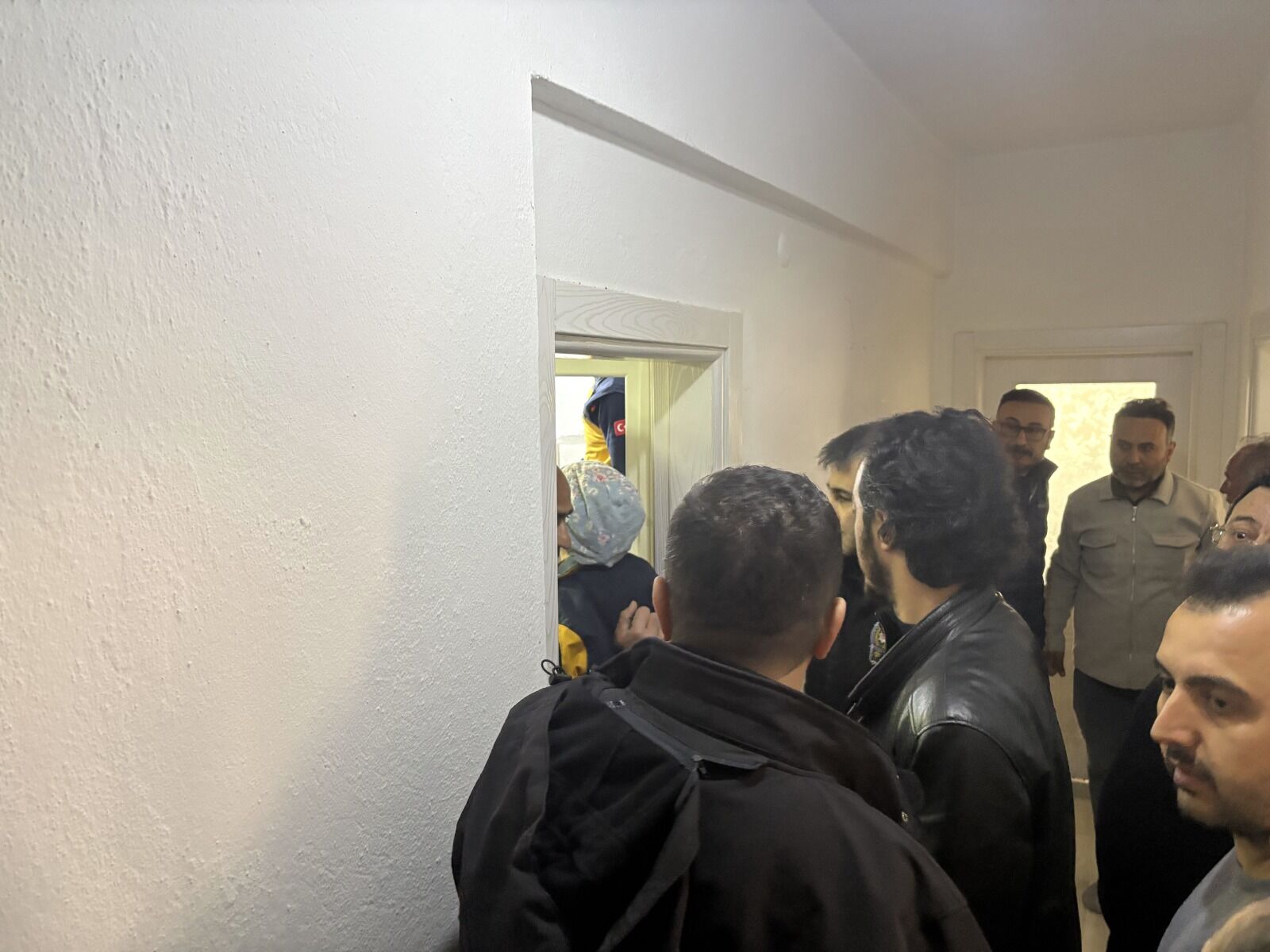 Kastamonu'da Çatıdan Aşağı Düşen Vatandaş Hayatını Kaybetti 22