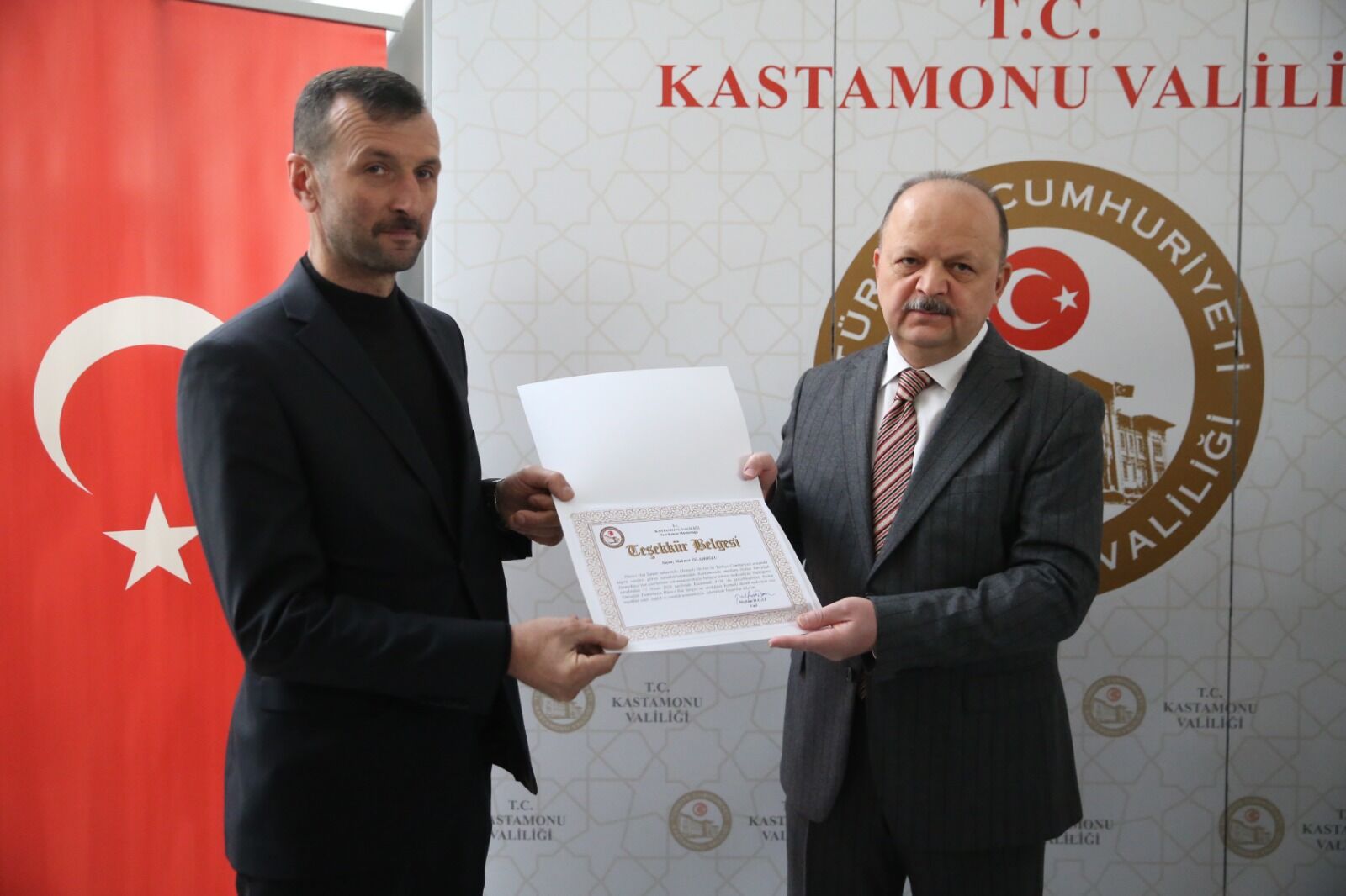 Kastamonu'da Emrullah Demirkaya'nın Eserleri Sergilendi 8888888888888888888888888888