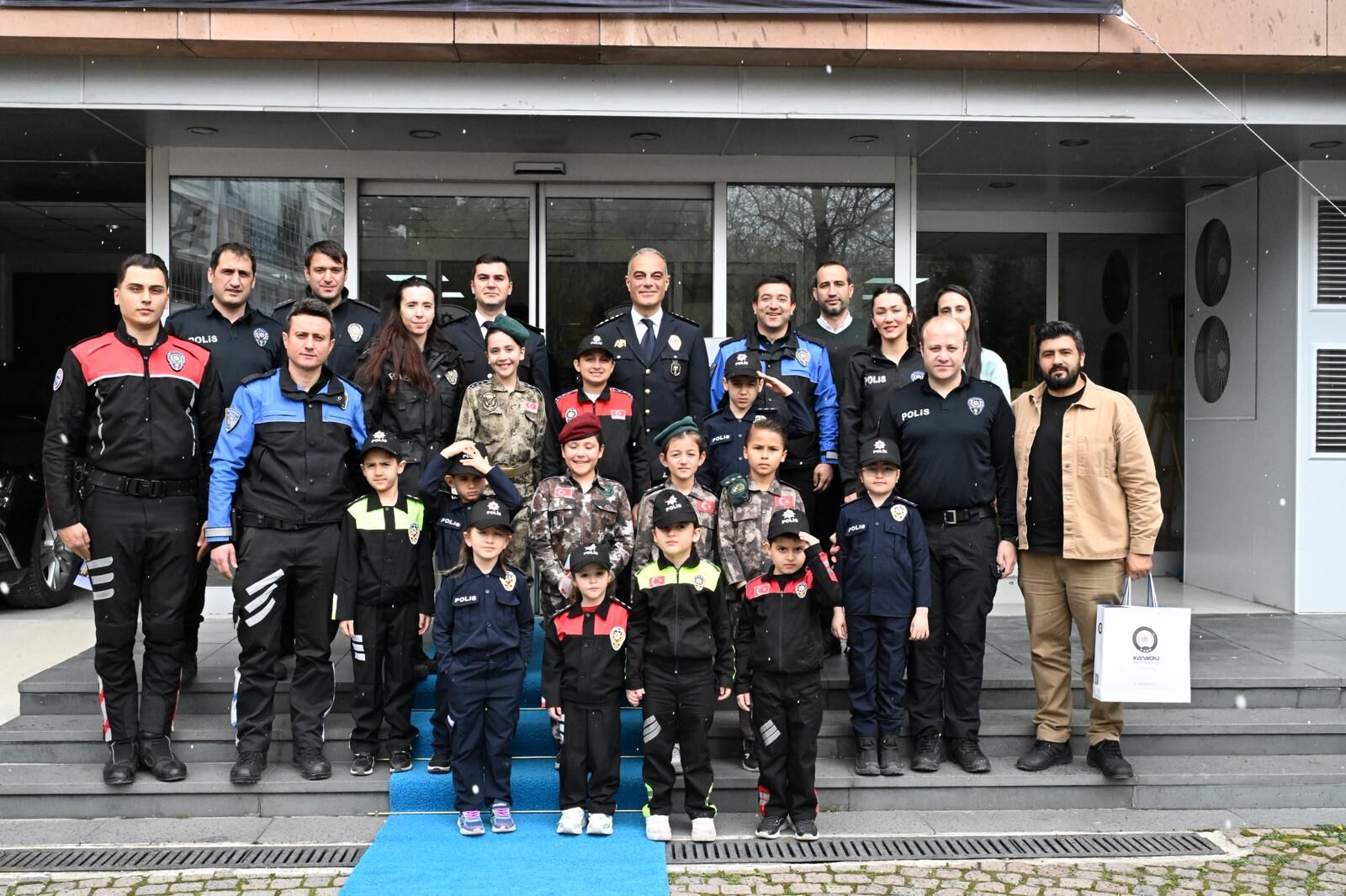 Kastamonu'da Geleceğin Polisleri 181. Yıl Coşkusuna Ortak Oldu