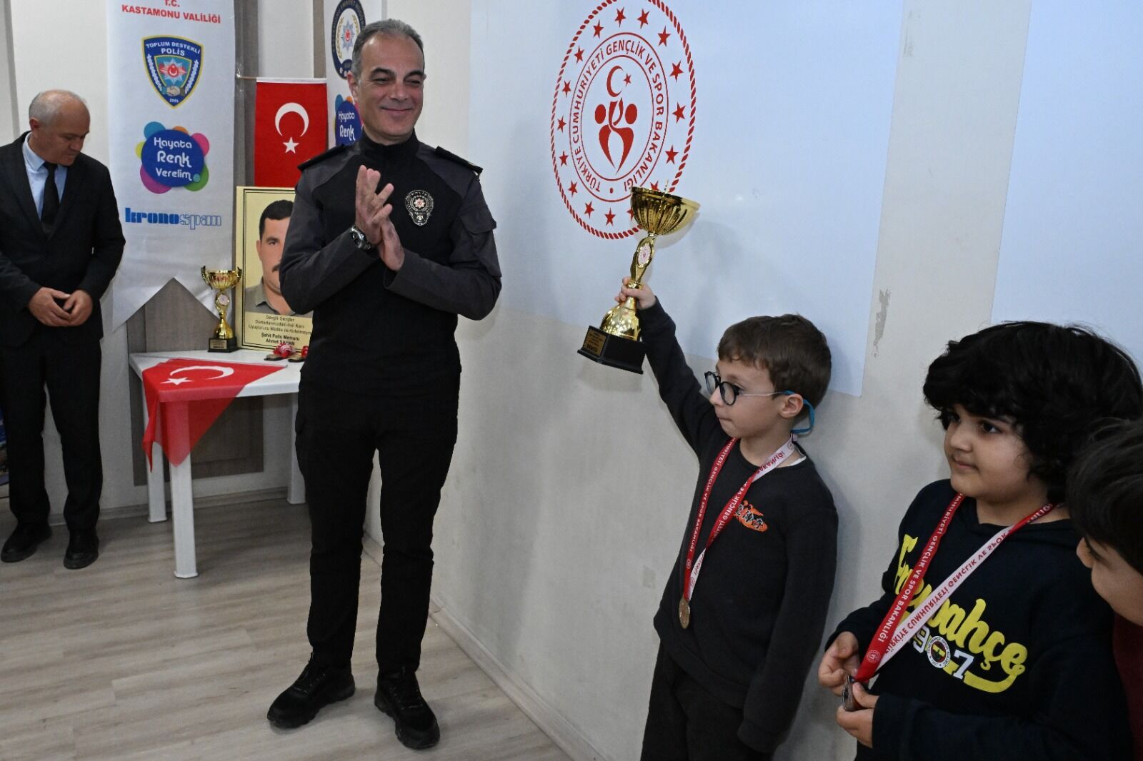 Kastamonu'da “Hayata Renk Verelim” Projesiyle Gençler Satrançta Buluştu1