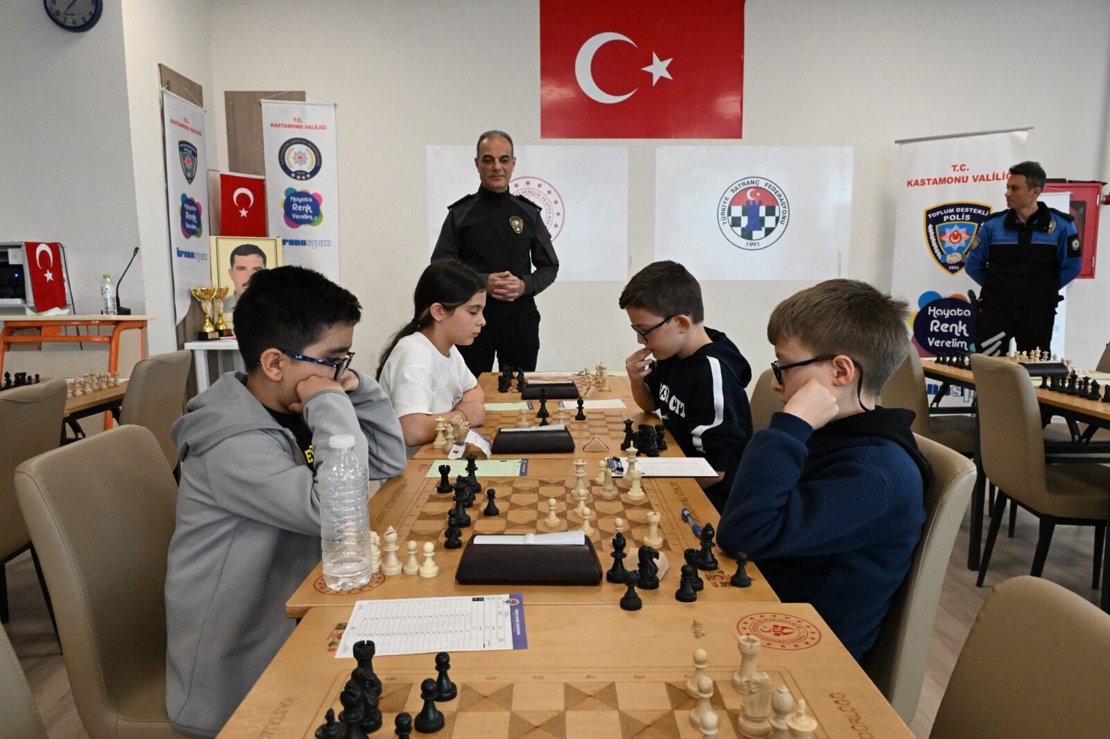 Kastamonu'da “Hayata Renk Verelim” Projesiyle Gençler Satrançta Buluştu5