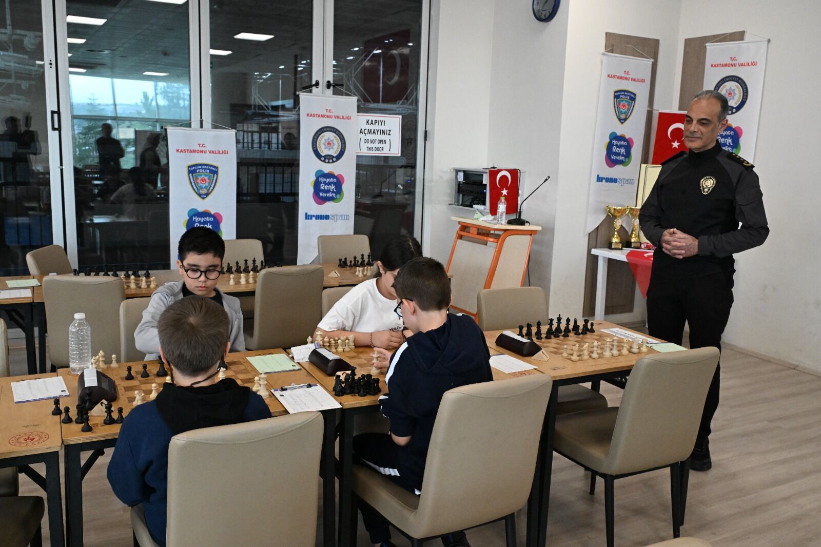 Kastamonu'da “Hayata Renk Verelim” Projesiyle Gençler Satrançta Buluştu6