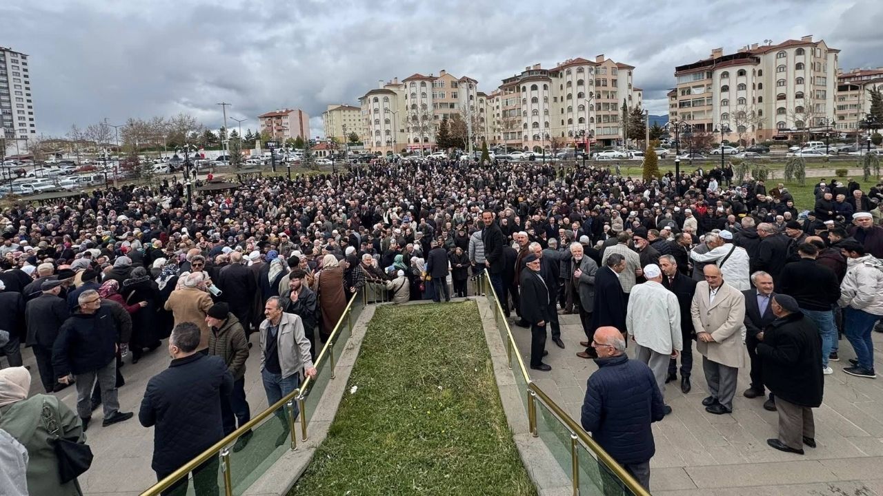 Kastamonu’da Ilk Hac Kafilesi Dualarla Yola Çıktı (2)