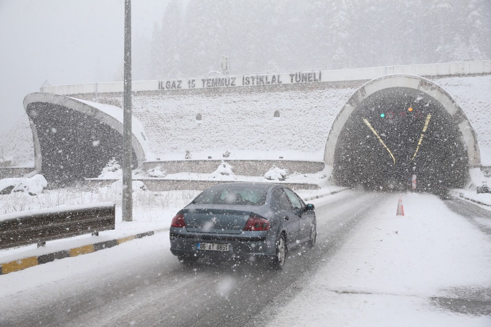 Kastamonu'da Kar Ve Sis Etkili Oldu 12