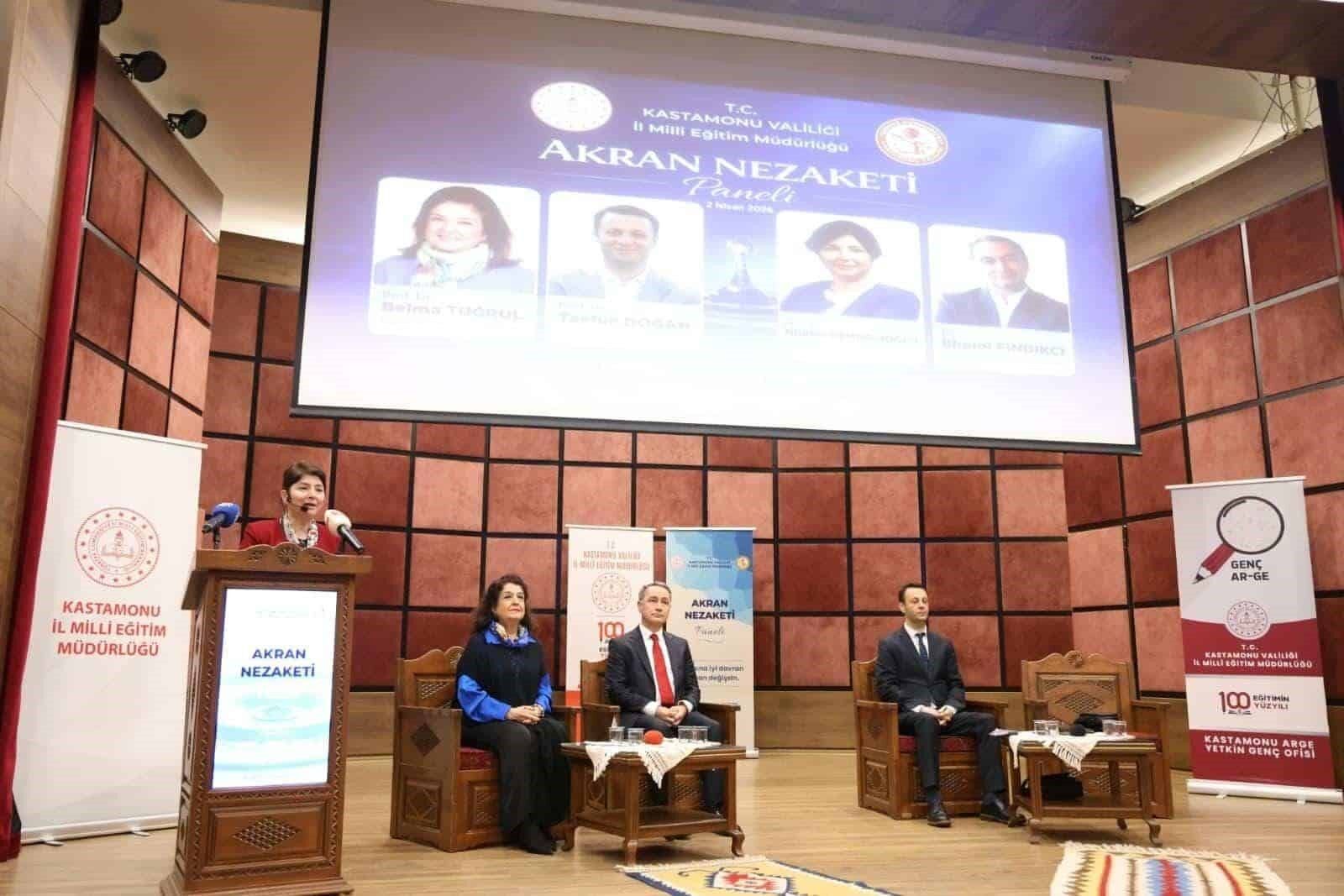 Kastamonu'da Konuştu 'Çocukların Karakteri Toplumda Şekilleniyor' 8