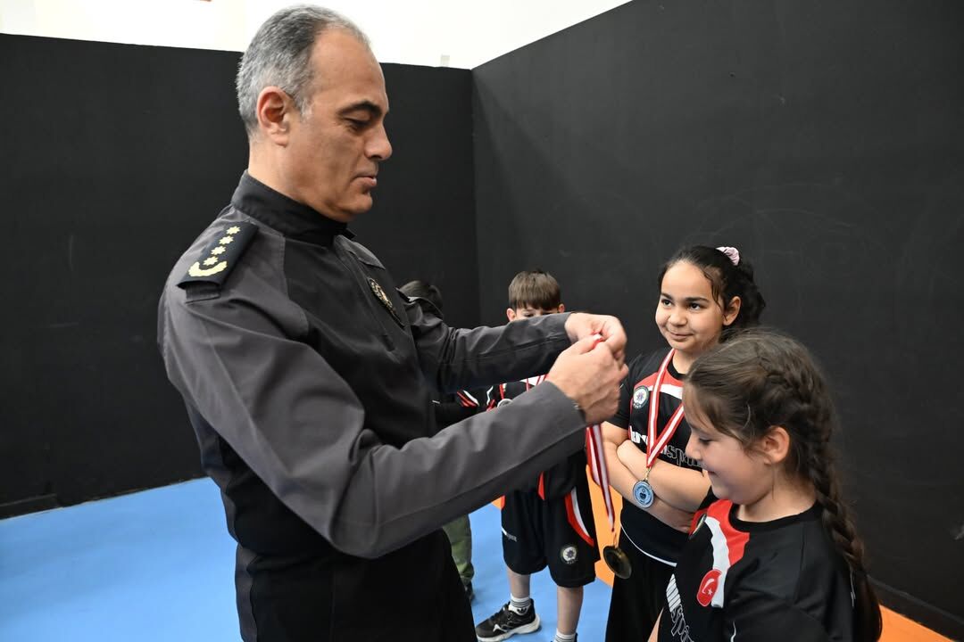 Kastamonu'da Polis Haftası Kapsamında Turnuva Düzenlendi 4