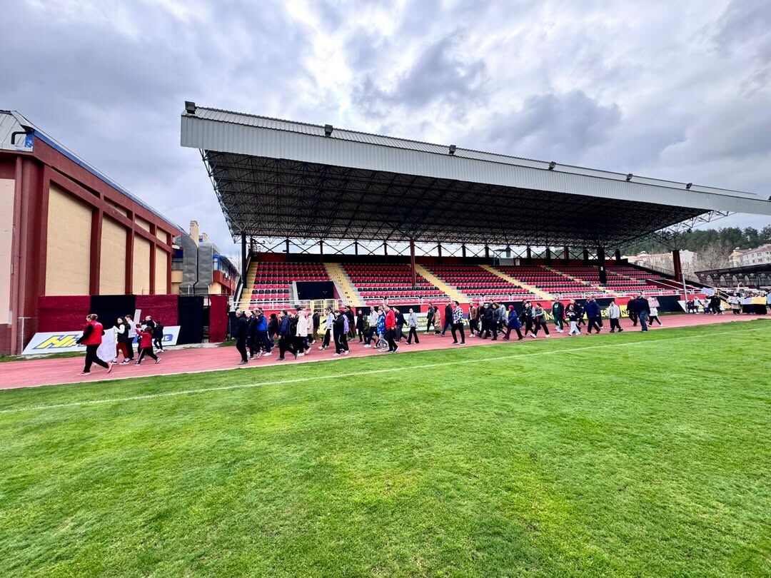 Kastamonu'da Sağlık Için Yürüdüler 24