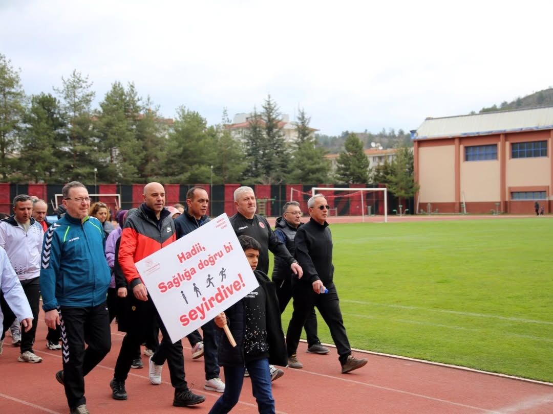 Kastamonu'da Sağlık Için Yürüdüler 25