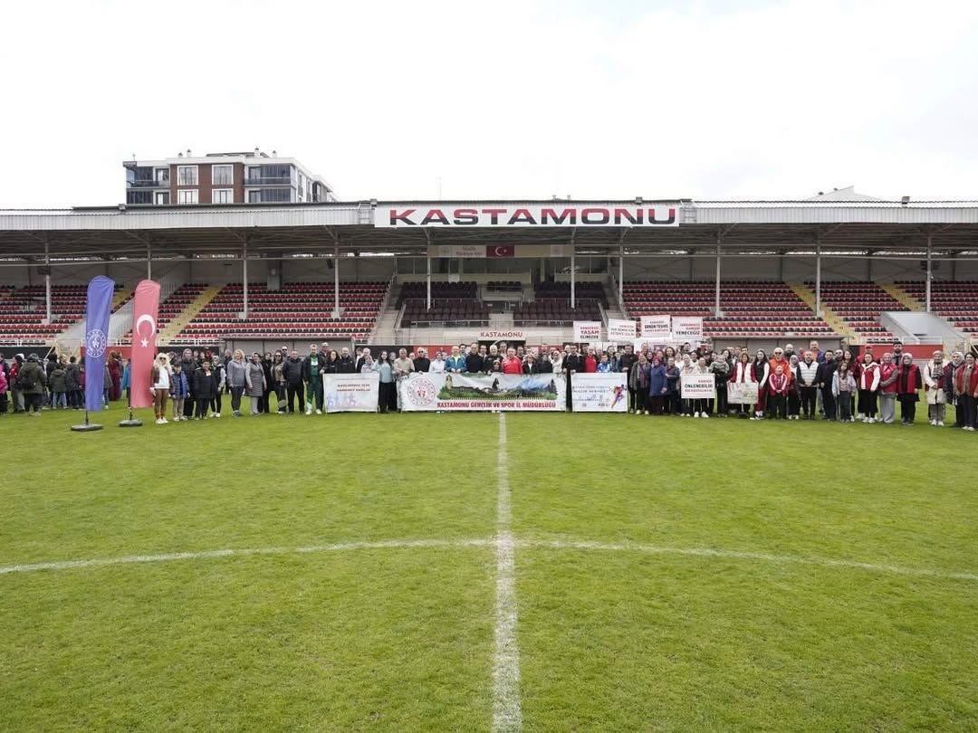 Kastamonu'da Sağlık Için Yürüdüler 46
