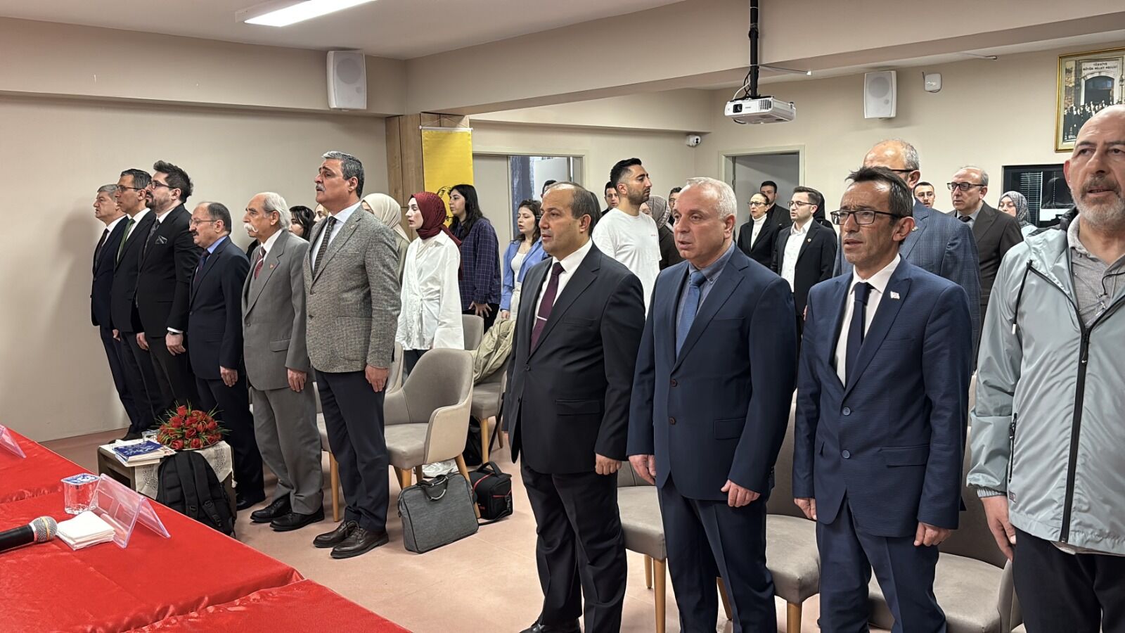 Kastamonu'da Şair Ve Yazarlar Sempozyumu'na Yoğun Ilgi! 2